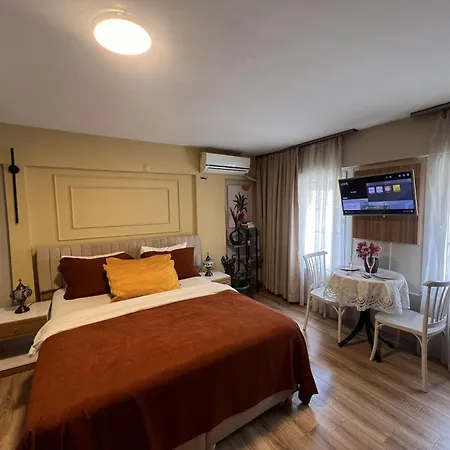 Отель Holy Galata